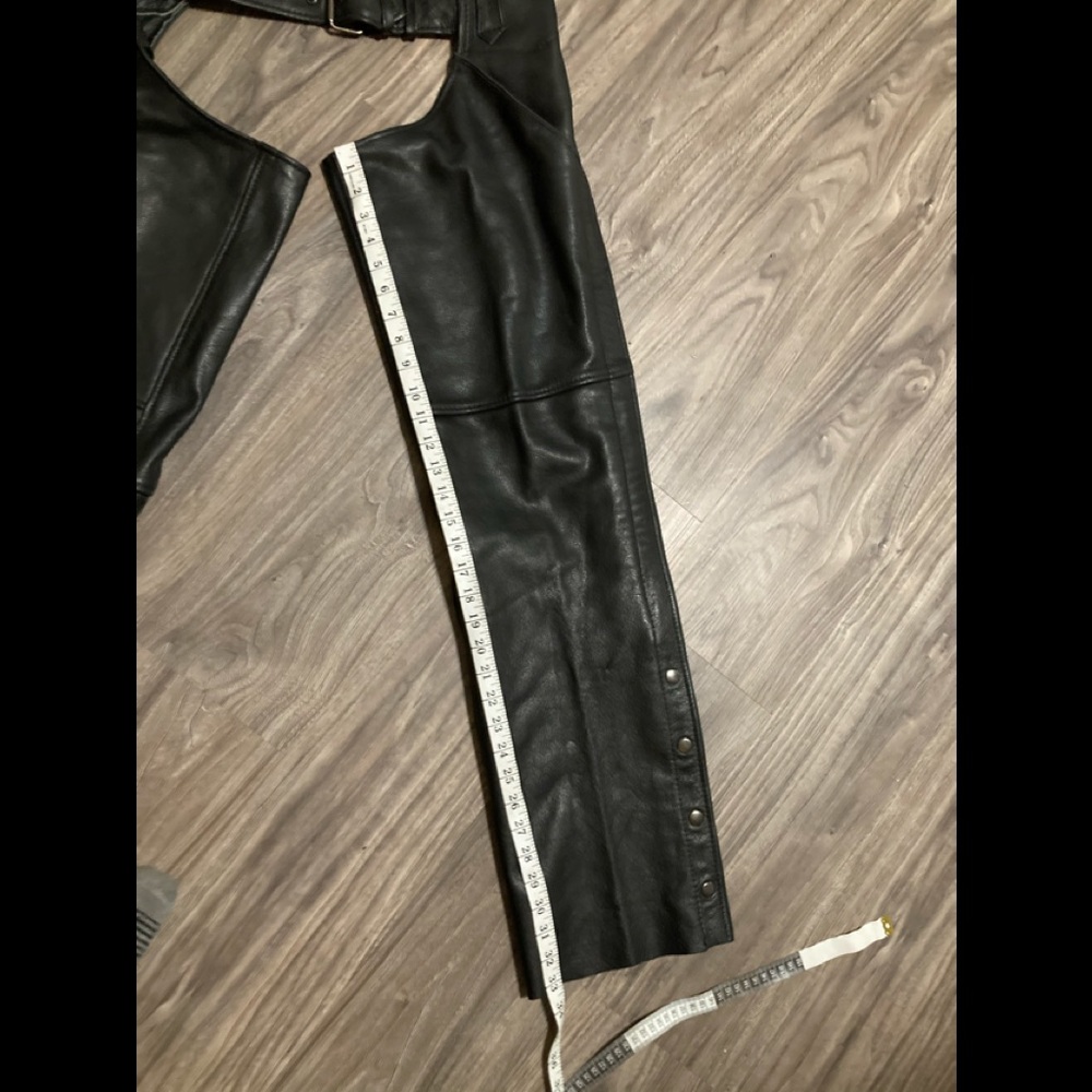 Milwaukee Black Classic Hip Pocket Leather Chaps S - Picture 3 of 7